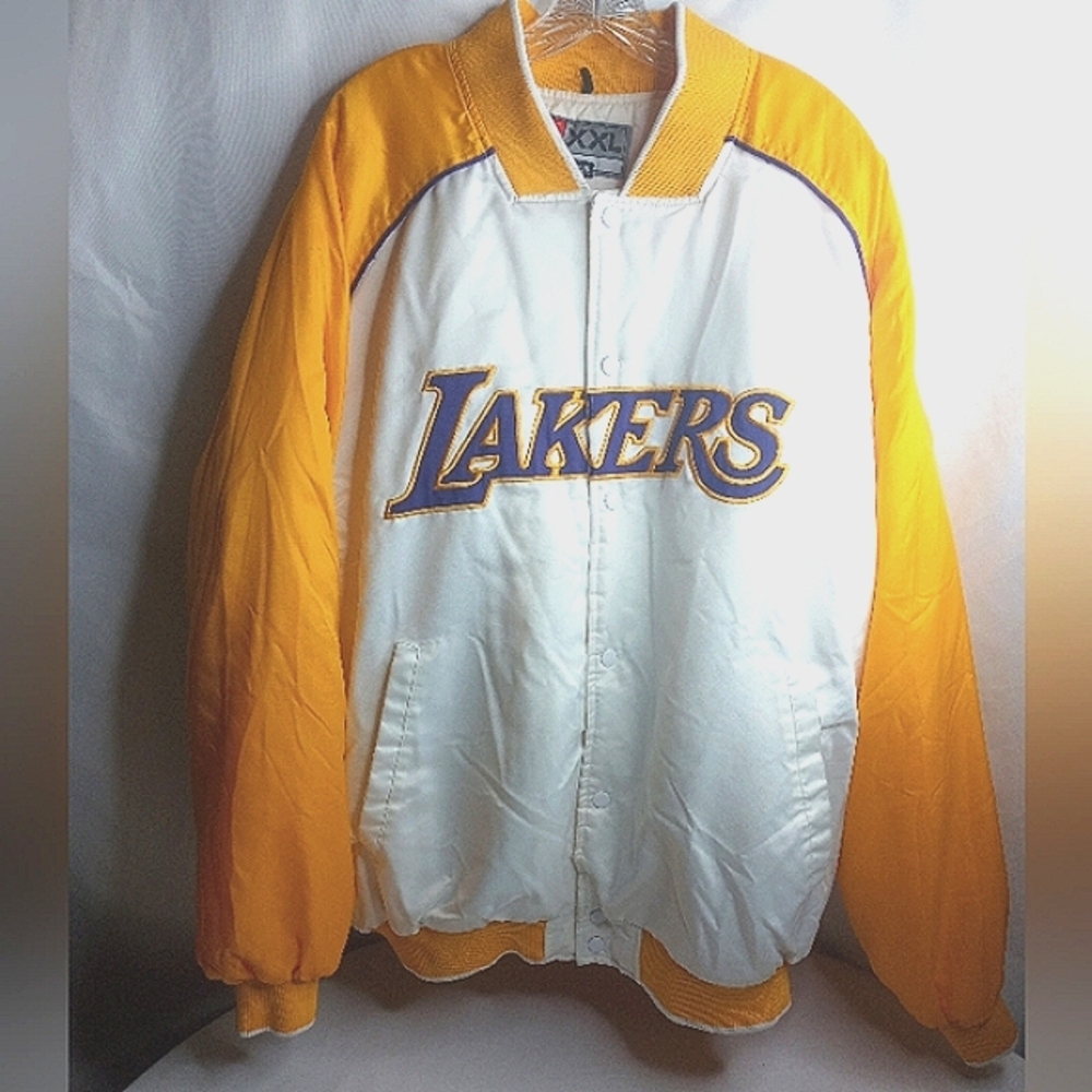 *Lakers NIKE Button-up Jacket Size XXL